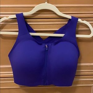 Lululemon Enlite Bra Zip Front